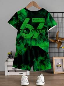 Bộ 2 món cho bé trai, kiểu dáng thường ngày, in hình số 67 và chữ cái theo phong cách nhuộm tie-dye, gồm áo thun ngắn tay và quần short, thoải mái để mặc hàng ngày trong mùa hè, thích hợp cho mùa xuân và mùa hè. - Nhiều màu - Xem 2