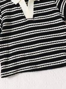 SHEIN 2pcs/Set Baby Boy/Girl Casual Interesting Knit Striped Polo Shirt And Elastic Waist Denim Shorts Set, Suitable For Home, Outing And Travel In Summer - Multicolor - View 4
