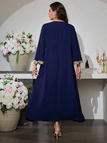 Al Najma Đầm dài tay dáng rộng thoải mái kiểu Ả Rập dành cho nữ cỡ lớn, khoét ren, phối ren, kiểu dáng thường ngày. - Màu xanh hải quân - Xem 2