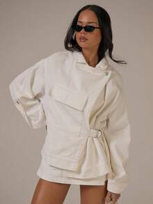 MUSERA 对称扣环细节超大牛仔外套，春夏可爱舒适田园风春日露珠 - 白色 - 查看 1