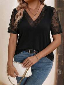 EMERY ROSE 女士蕾丝V领短袖休闲百搭加大码T恤，春夏款 - 黑色 - 查看 4
