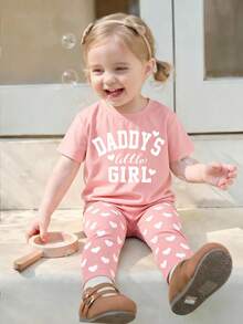 SHEIN 女婴休闲“爸爸的小公主”字母爱心印花柔软舒适宽松圆领短袖T恤和打底裤套装，适合春夏日常穿着、街头风、外出、居家、度假。 - 彩色 - 查看 5