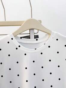 Resyla 甜美可爱的黑白波尔卡圆点印花女式修身 T 恤，适合夏季，时尚 T 恤，漂亮的 T 恤，送给兄弟姐妹的礼物，送给姐妹的礼物，送给妈妈的礼物，母亲节礼物，休闲时尚上衣。 - 白色 - 查看 3