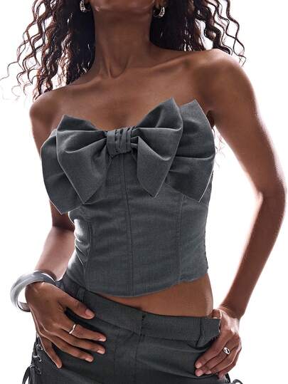 Aveloria Affinna Retro korsettbustiertopp med fiskbensrosett och vadderade kupor