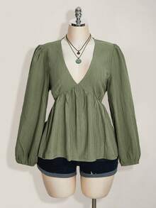 SHEIN ICON Áo nữ cỡ lớn kiểu retro gợi cảm đơn giản, thoải mái, thích hợp đi làm, đi biển, nghỉ mát, chất liệu vải xếp ly, cổ chữ V, tay phồng, eo ôm, màu xanh lá cây. - màu xanh lá - Xem 3