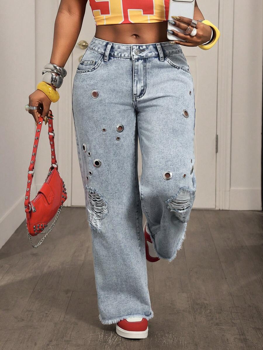 BamGleam 女士休闲百搭口袋纽扣镂空破洞阔腿牛仔裤，适合日常穿着 - 淺色水洗藍 - 查看 1