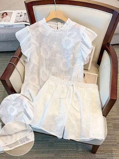 SHEIN PETITE CURVE Plus Size Women Summer Casual Vacation Daily Commute Floral Embroidery Ruffle Armhole Top And Shorts Set