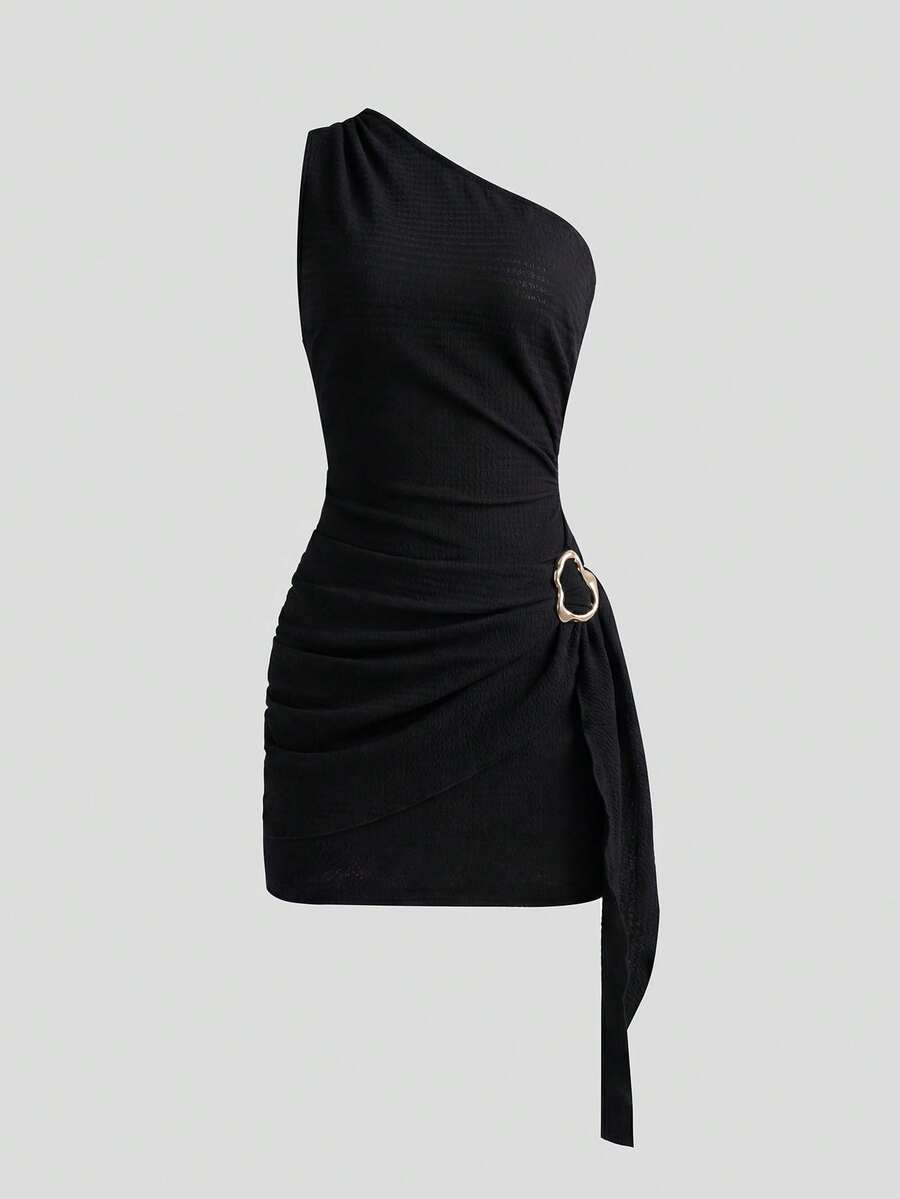 GlowEve 女士不对称性感紧身半身裙，系带腰身，无袖，适合通勤、度假、海滩、派对穿着；纯色金属扣肩部紧身连衣裙，褶皱荷叶边下摆派对礼服 - 黑色 - 查看 1