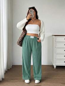 SHEIN EZwear 橄榄绿加大码女式高腰宽松阔腿裤，灯芯绒面料，带口袋和贴布设计，适合校园、日常穿着、室内工作、秋冬季穿着。 - 橄欖綠 - 查看 5
