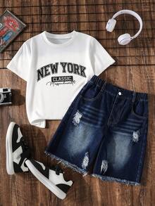 Mirajuku 男童街头时尚黑色字母印花宽松白色短袖T恤，搭配复古浅蓝色做旧宽松直筒牛仔短裤，面料柔软舒适，休闲日常穿着。 - 白色 - 查看 1