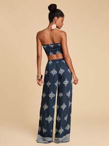 Travachic 2pcs Women Navy Blue And White Contrast Color Print Bandeau Top And Pants Set,Summer Boho Beach Vacation Holiday Outfits,Casual Floral Party Outfit - Blue - View 2