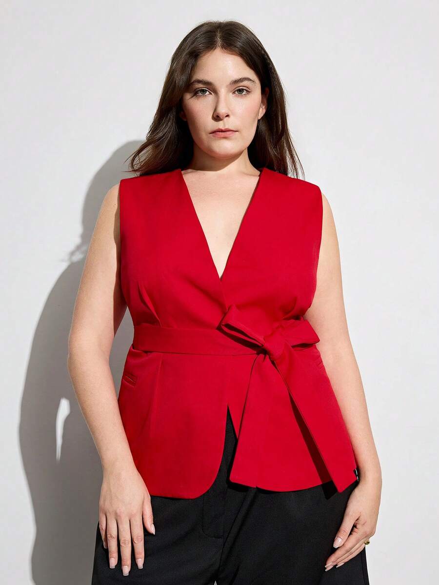 Aveloria Modichic 时尚腰带设计背心，V领款式，配有可调节腰带，适合多种场合。 - 紅色 - 查看 1