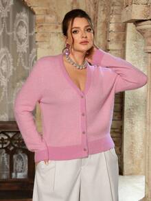 VOLUPTÉ CURVE 大码春季开衫，时尚甜美，优雅V领，落肩设计，长袖，罗纹饰边，腰部收口，水晶纽扣装饰，柔软蓬松，弹力十足，针织质地，显瘦显瘦，短款开衫毛衣，适合情人节、休闲、工作、约会、派对、假日等各种场合，百搭实用。 - 粉色 - 查看 6