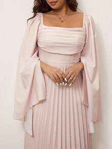 Hourglow Große Größen Elegantes Kleid für Damen mit Blume Muster, quadratischem Ausschnitt, Rüschensaum und Schlitzärmeln - Aprikosenfarben - Übersicht 11