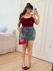 CovetEZ Plus Size Solid Color Round Neck Tight Elastic Bodysuit - Burgundy - View 7