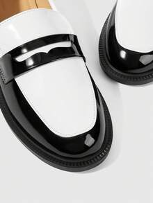 Sleekvia 女士平底鞋 - 黑與白 - 查看 9