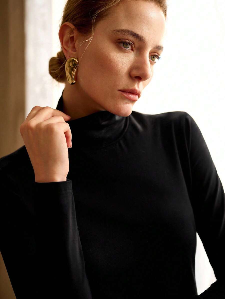 MOTF PREMIUM MINIMALIST COTTON BLEND TURTLENECK LONG SLEEVE FITTED T-SHIRT, SPRING/AUTUMN/WINTER - Black - View 2