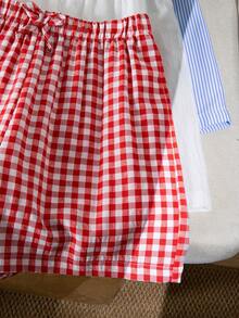 Sparklyn Ceci est un ensemble de trois shorts décontractés pour filles, appartenant à la série vacances pour les préadolescentes. L'ensemble comprend des shorts avec des motifs à carreaux rouges et blancs, ainsi que des designs à rayures bleues et blanches, et 1 paire de shorts blancs. Ces shorts sont idéaux pour que les filles les portent dans leur vie quotidienne décontractée ou pendant les vacances d'été. - Multicolore - Voir 6