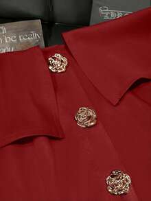 Franclia 女士红色露肩翻领衬衫，饰有金色玫瑰纽扣，修身性感，是情人节、优雅派对/生日上衣、情人节、休闲聚会和旅行的完美之选。 - 紅色 - 查看 4