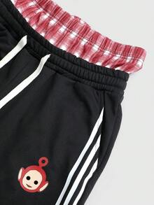 ROMWE MEN Teletubbies X ROMWE 男士美式街头风撞色条纹腰带拼接印花运动裤 - 黑色 - 查看 7