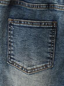 SHEIN Modische Slim Fit Jeans Shorts mit Destroyed-Effekt in hellblau für Tween Jungen, lässig und vielseitig für den Alltag - Dunkle Waschung - Übersicht 8