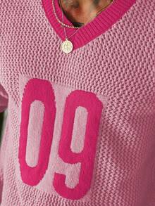 Manfinity Homme Áo thun nam tay ngắn cổ chữ V phối họa tiết số, kiểu dáng thường ngày, phối viền tương phản. - Hồng - Xem 6