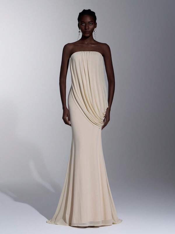 Elitara 优雅浪漫的杏色斜纹雪纺拼接吊带方领A字连衣裙，后背系带可调节，适合派对、婚礼宾客、伴娘等场合。