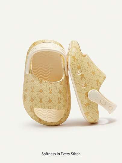 Looney Tunes X Cozy Pixies 可爱卡通图案儿童拖鞋，适合幼儿和儿童，防滑速干，轻便EVA材质，适合在家、浴室、游乐场、游泳池、海滩等室内外穿着。