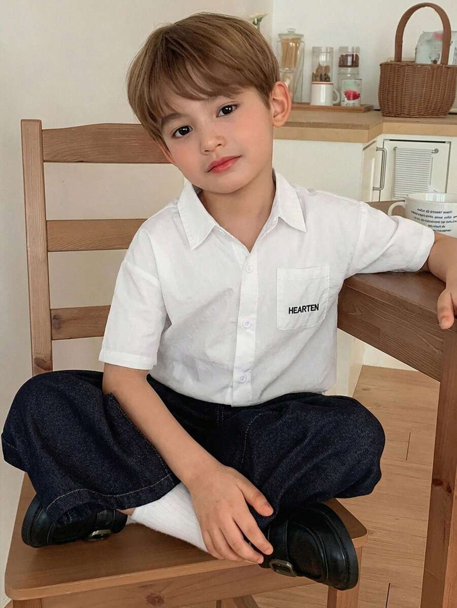 DAZY Young Boy Letter Print Pocket Front Button Casual Short Sleeve Shirt - White - View 1