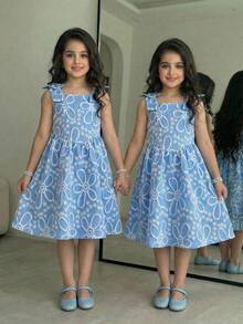 SHEIN Girls' Elegant Bowknot Decor Floral Jacquard Fit & Flare Sleeveless Woven Dress, Blue - Blue - View 3