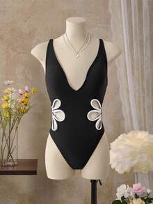 Swim Basics 夏季沙灘女性時尚花卉中空單件泳衣 - 黑色 - 查看 6