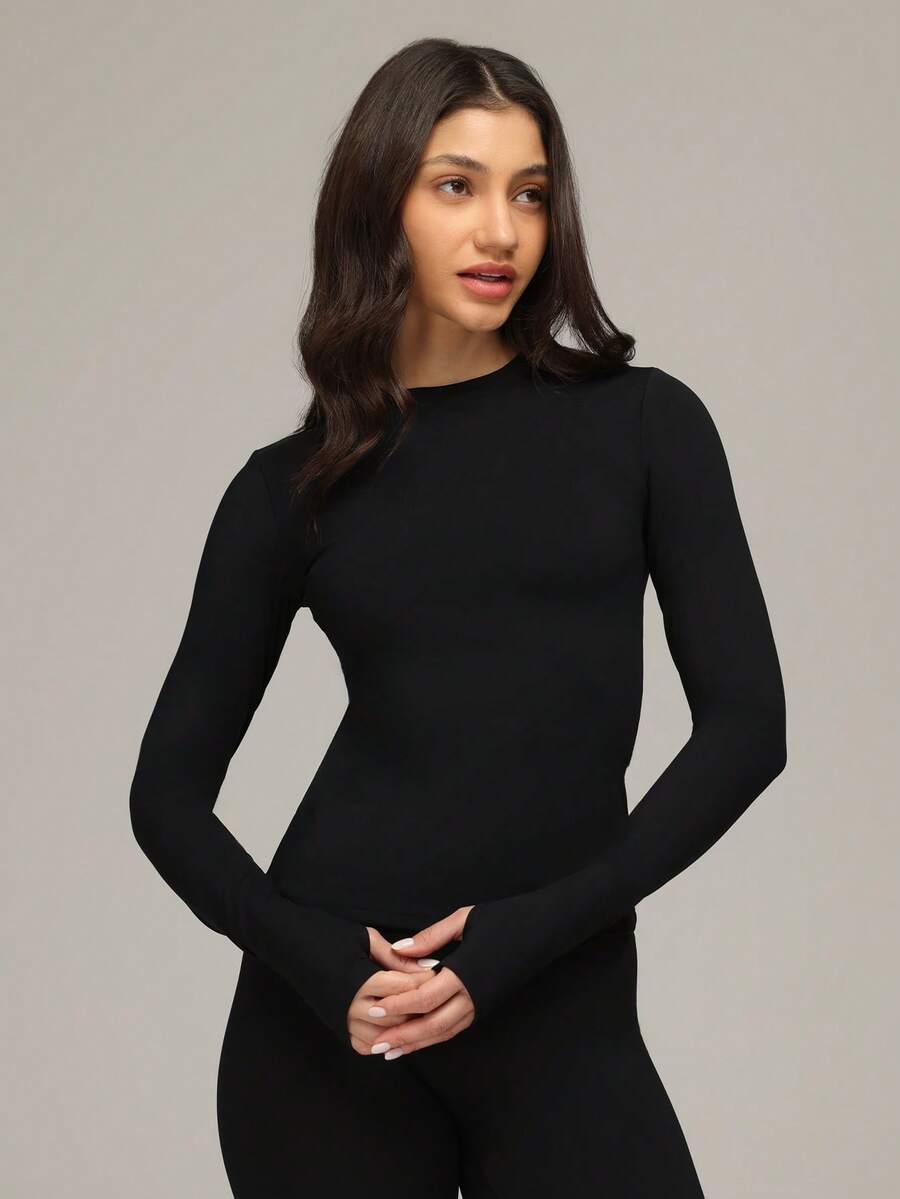 Sigmas Women's Women's Slim Fit Long Sleeve Crewneck T Shirt - Black - View 1