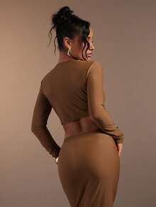 Hauture Brown Plunging Neckline Long Sleeve Gathered Top - Brown - View 2