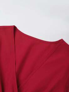 SHEIN Franclia 2026春秋新款复古法式高端深V领灯笼袖网纱串珠腰部褶裥A字连衣裙。优雅约会装扮，女士情人节礼服 - 紅色 - 查看 5