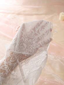 DelicateAllure Áo ngủ lưới gợi cảm dành cho người trưởng thành, váy ngủ lưới quyến rũ cho phòng ngủ, áo ngủ cỡ lớn gợi cảm và hấp dẫn. - trắng - Xem 7