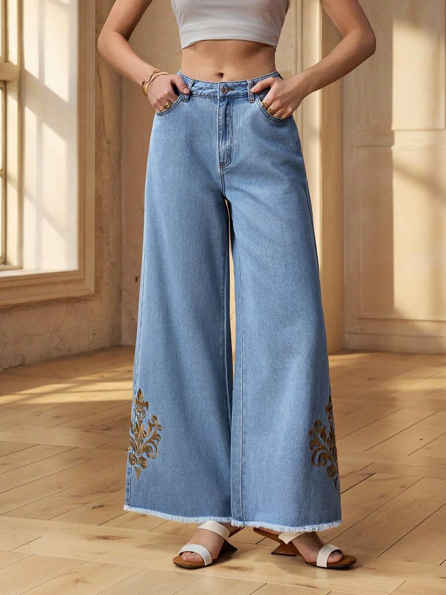 SHEIN Essnce Women's Solid Color Embroidered Casual Denim Jeans - Light Wash - View 1