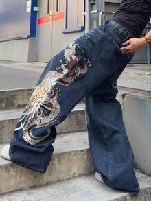 ROMWE MEN Men's Loose Fit Dragon Embroidery Design Jeans - Dark Wash - View 5