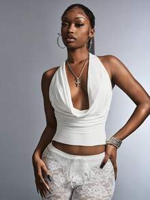 Amplova 女士深V领上衣，后背系带设计，前部褶皱，时尚性感 - 白色 - 查看 3