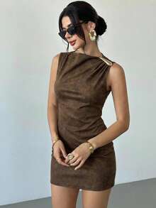 Firerie 女士优雅复古性感独特酒红色纯色不对称褶皱腰部无袖迷你连衣裙，秋冬新品，早春连衣裙，PU迷你裙，春秋冬装，优雅，通勤，休闲，日常，简约 - 棕色 - 查看 2