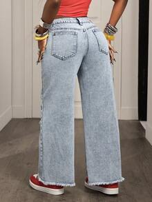 BamGleam Women's Casual Versatile Pocket Button Eyelet Distressed Wide Leg Jeans, Suitable For Daily Wear - Light Wash - View 2