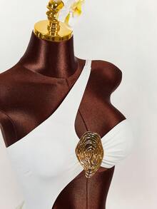 Amplova 女士镂空腰部金属装饰性感三角连体泳衣 - 綠色 - 查看 11