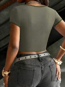 Rovax Fitted Cropped Top With Sweetheart Neck And Half Sleeves - Green - View 2