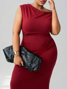 CurvyTilda Plus Size Women Solid Color High Stretch Asymmetrical Neck Mermaid Hem Valentine's Day Dress, For Hourglass Body Shape - Burgundy - View 5