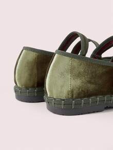 CUCCOO DOLLMOD Women's Casual Versatile Commute Buckle Flats Spring Shoes - Army Green - View 9