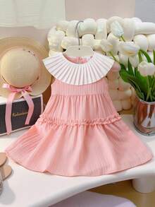 粉色纹理编织面料连衣裙，配白色褶皱领和荷叶边下摆，适合休闲、可爱、优雅、度假等场合穿着。 - 粉色 - 查看 5