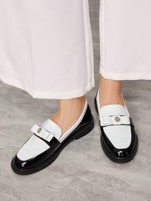 Sleekvia 女士平底鞋 - 黑與白 - 查看 1