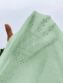 SHEIN Frenchy Áo thun cổ tròn viền ren thêu lỗ khuy, viền bèo nhún - màu xanh lá - Xem 8