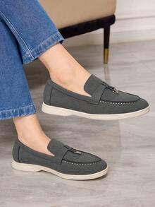 Sleekvia Women's Casual Versatile Commute Simple Flats - Black - View 1