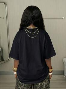 Coolane 女士宽松休闲极简街头风黑色唇印圆领短袖T恤，适合春夏穿着。 - 黑色 - 查看 3