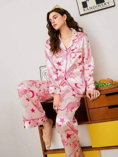 年轻豹纹星形撞色睡衣，休闲宽松缎面豹纹和花卉印花长袖长裤睡衣套装，适合夏秋穿着